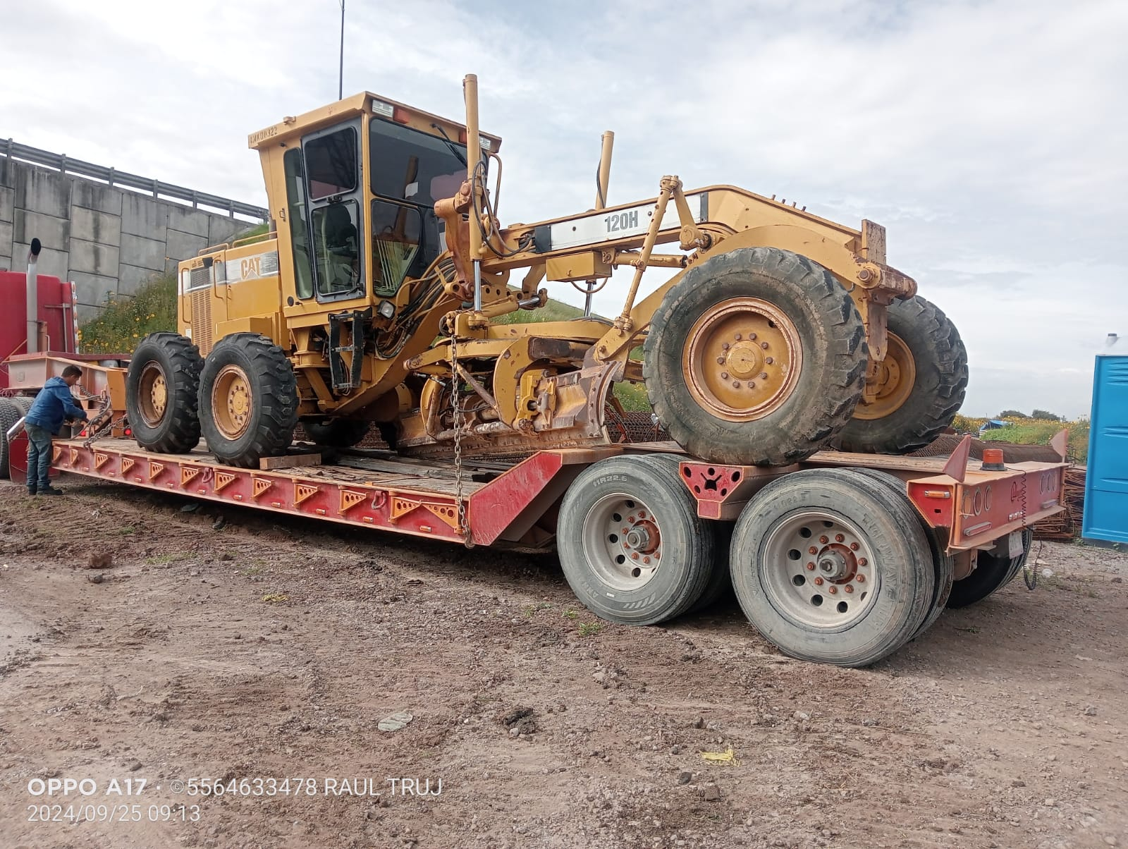 Camión con Cargador Frontal